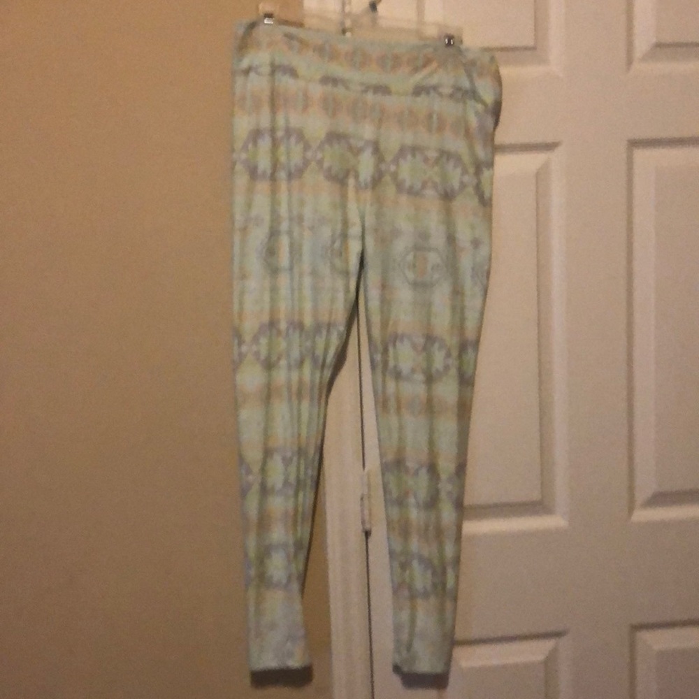 Leggings, super soft, worn maybe once